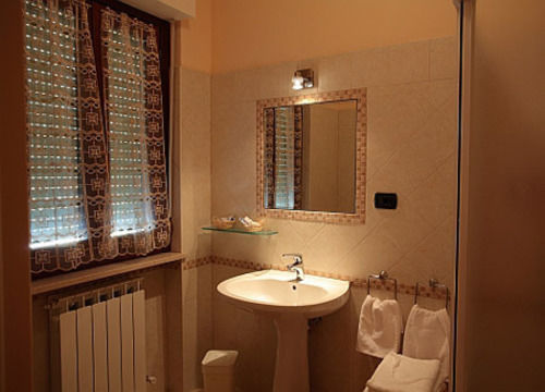 Albergo Le 2 Rose San Severino Marche Extérieur photo
